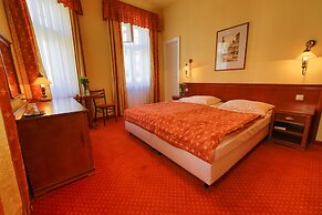 Lázeňská Léčebna Mánes