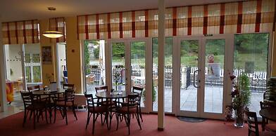 Lázeňská Léčebna Mánes