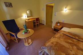 Lázeňská Léčebna Mánes