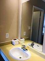 Thunderbird Motor Inn