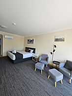 Eastgate on the Range Motel