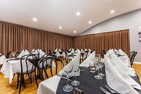 Eastgate on the Range Motel