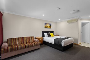 Eastgate on the Range Motel