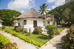 Antonio Beach Hotel and Spa