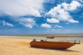 Antonio Beach Hotel and Spa