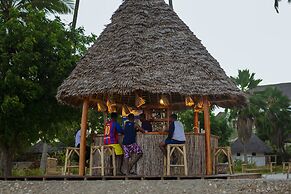 Antonio Beach Hotel and Spa