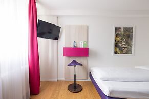 Fred Guest House Hauptbahnhof - Mobile Check-in