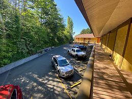 Wessex Inn By The Sea