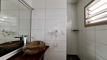 Saletoga Sands Resorts