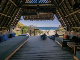 Jeeva Beloam Beach Camp