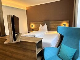 WESTSIDE Hotel Garni
