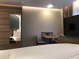 WESTSIDE Hotel Garni