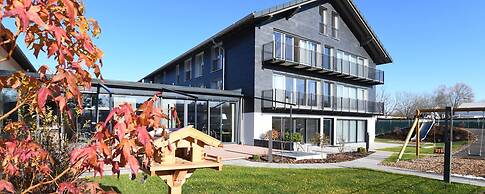 WESTSIDE Hotel Garni