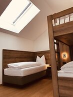 WESTSIDE Hotel Garni