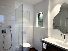 WESTSIDE Hotel Garni