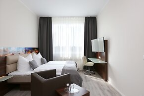 H24 Hoteltow