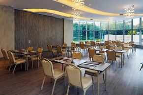 Ramada Encore by Wyndham Istanbul Bayrampasa