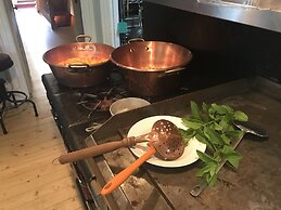 Auberge Du Sault-A-La-Puce