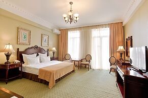 Green House Detox & SPA Hotel