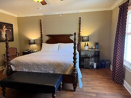 Crown Mansion Boutique Hotel & Villas