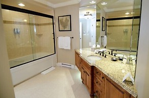 Crown Mansion Boutique Hotel & Villas