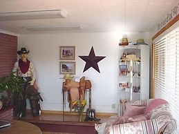 Cowboy Country Inn