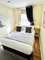 Devon House Guest House