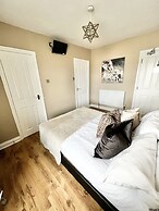 Devon House Guest House