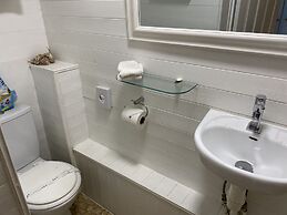 Devon House Guest House