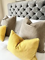 Devon House Guest House