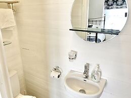 Devon House Guest House