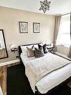 Devon House Guest House