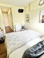 Devon House Guest House