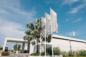 Papagayo Beach Hotel