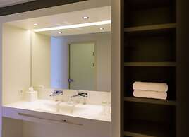 Papagayo Beach Hotel