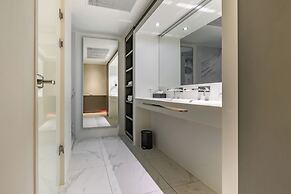 Papagayo Beach Hotel