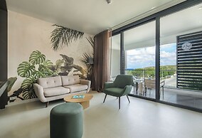 Papagayo Beach Hotel