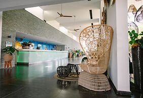 Papagayo Beach Hotel