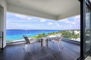 Papagayo Beach Hotel