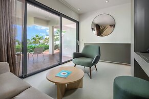 Papagayo Beach Hotel