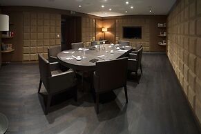 The Emblem Prague Hotel - Preferred Hotels & Resorts