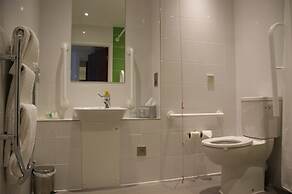 Holiday Inn Huntingdon - Racecourse by IHG