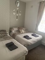 The Butterfly Hotel - Group Weekends