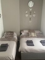 The Butterfly Hotel - Group Weekends