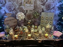 The Butterfly Hotel - Group Weekends