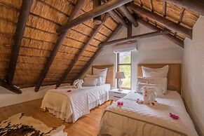 Karongwe Portfolio - Kuname Lodge