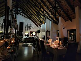 Karongwe Portfolio - Kuname Lodge