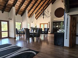 Karongwe Portfolio - Kuname Lodge