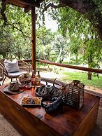 Karongwe Portfolio - Kuname Lodge