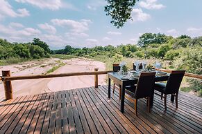 Karongwe Portfolio - Kuname Lodge
